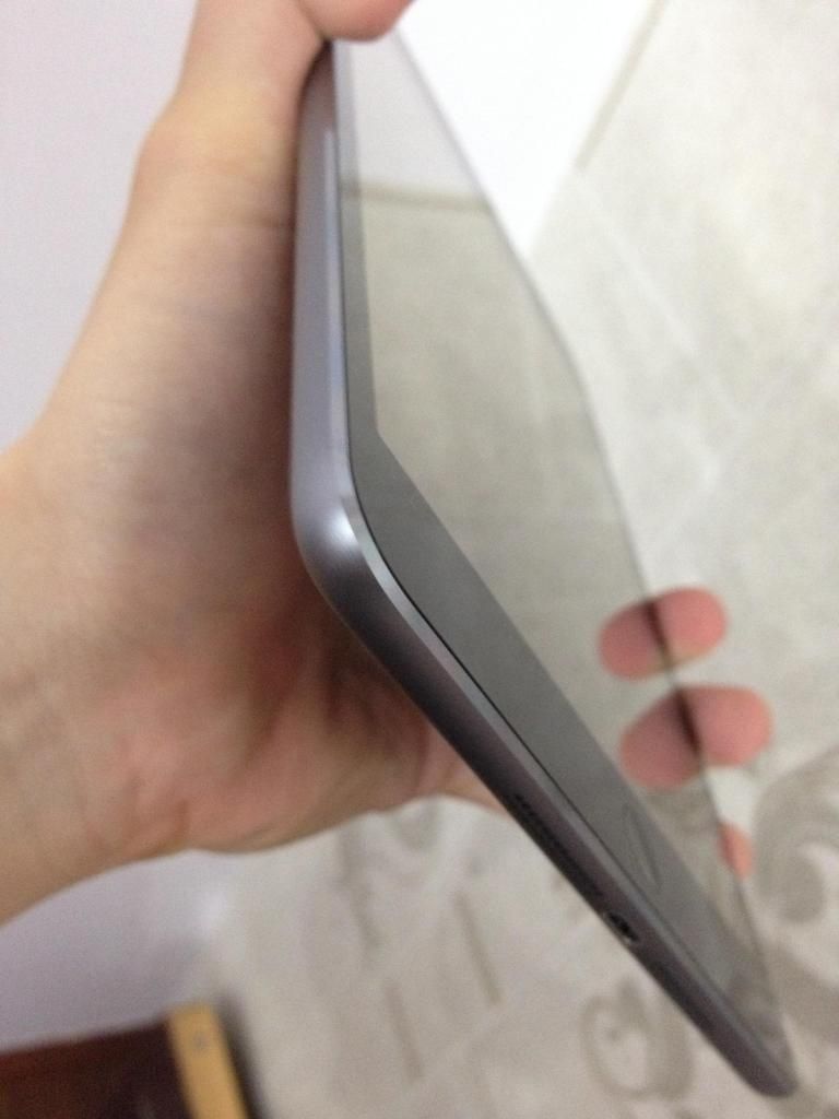 Kẹt tiền Cần bán gấp Ipad mini 2 Rentina Grey 16gb Wifi Only Love mới xài 2 tháng!! - 1