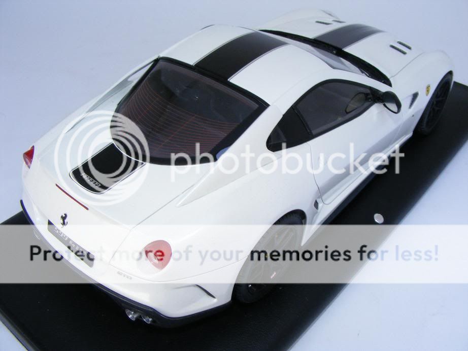 18 MR Ferrari 599 GTO Pearl White / Black lmtd 20 pcs